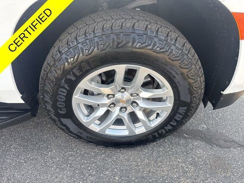 Used 2024 Chevrolet Tahoe LT AWD/4WD image 35