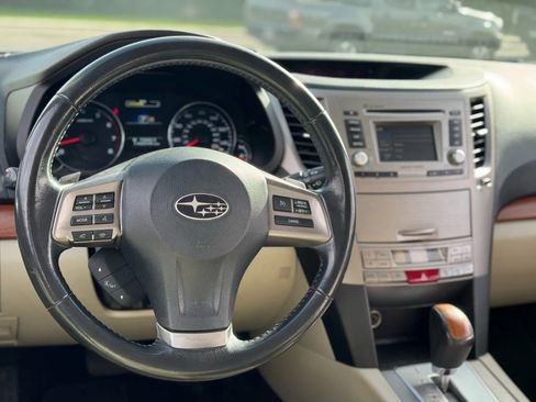 Used 2013 Subaru Outback 2.5i Limited w/ Moonroof Pkg image 22