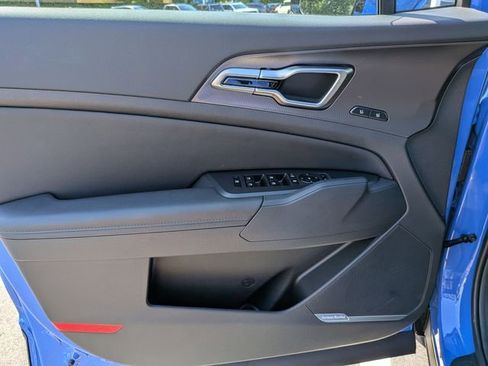 New 2026 Kia Sportage SX FWD image 10