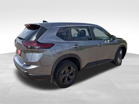 Certified 2026 Nissan Rogue SV w/ Cold Weather Package FWD image 8