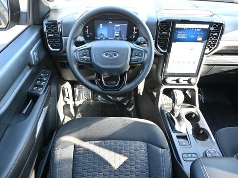 New 2025 Ford Ranger XLT w/ Equipment Group 301A High image 19