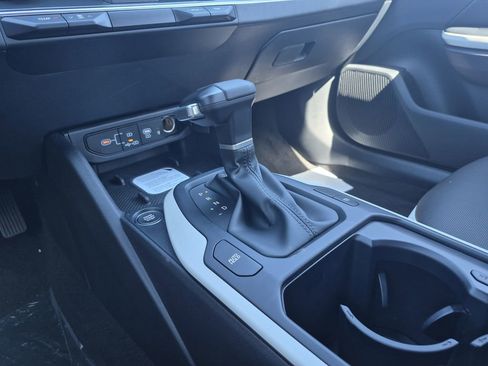 New 2026 Kia K4 GT-Line image 9