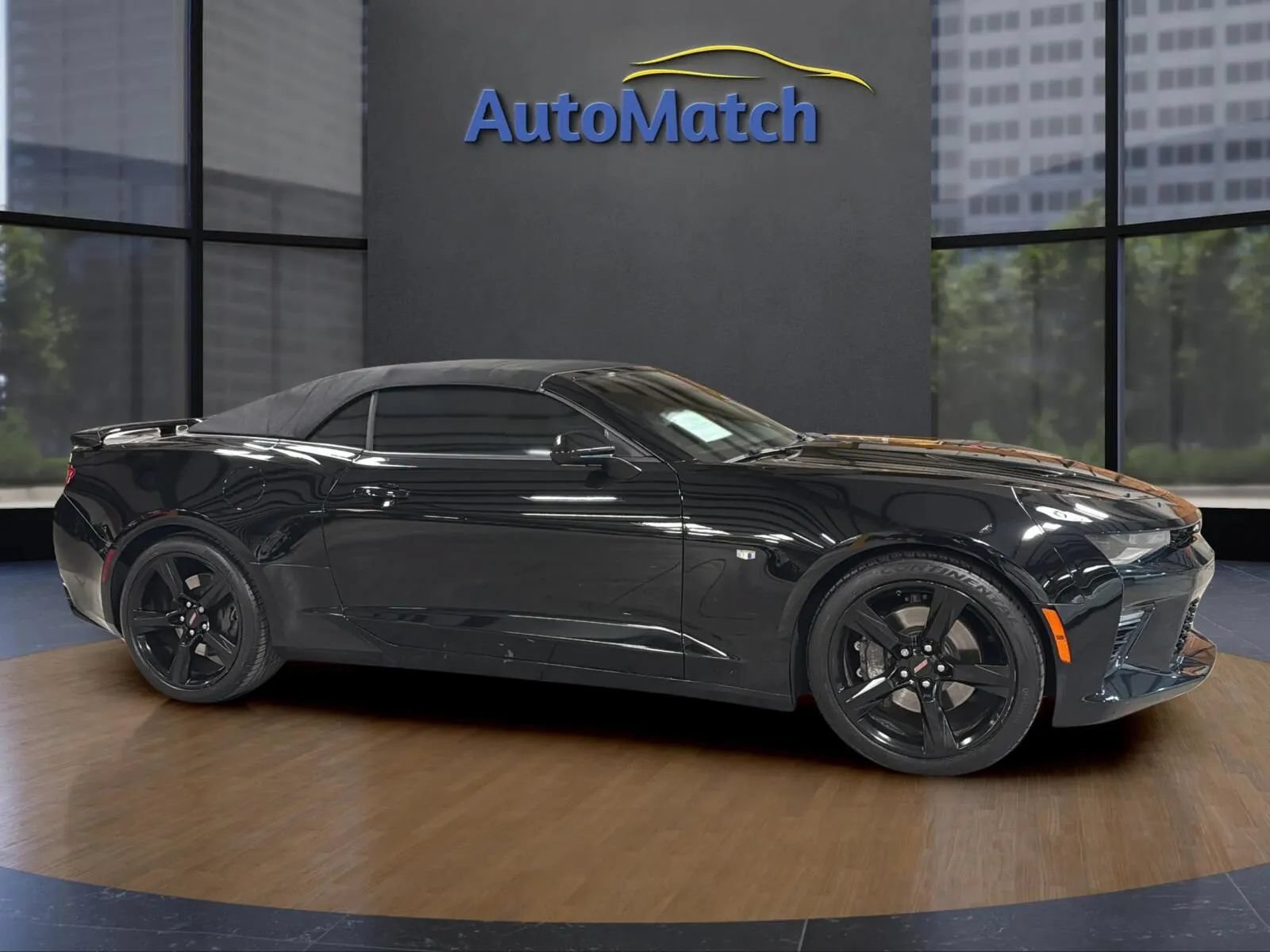 Used 2017 Chevrolet Camaro SS RWD image 13