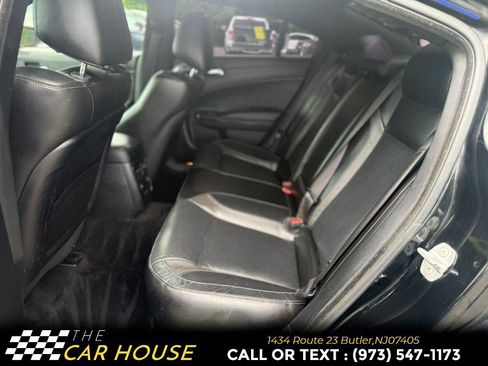 Used 2021 Dodge Charger SXT w/ Plus Group RWD image 11