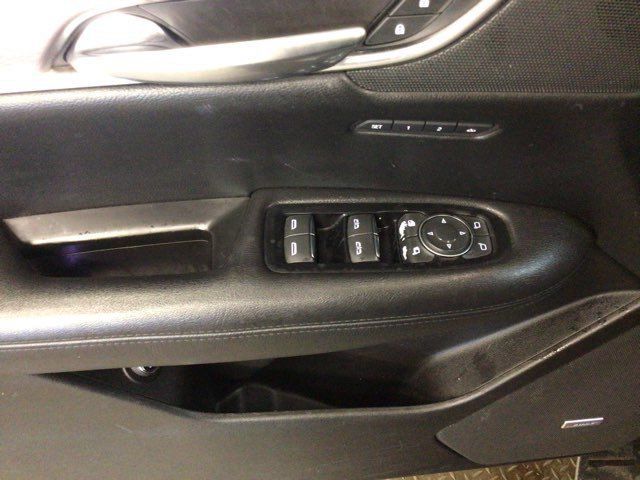 Used 2018 Cadillac XT5 Luxury w/ Driver Awareness Package AWD/4WD image 8
