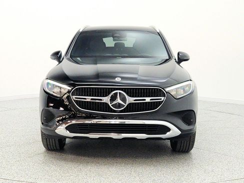 Used 2024 Mercedes-Benz GLC 300 image 2