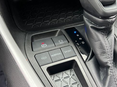 Used 2023 Toyota RAV4 XLE image 26