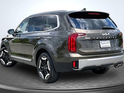 Used 2025 Kia Telluride S