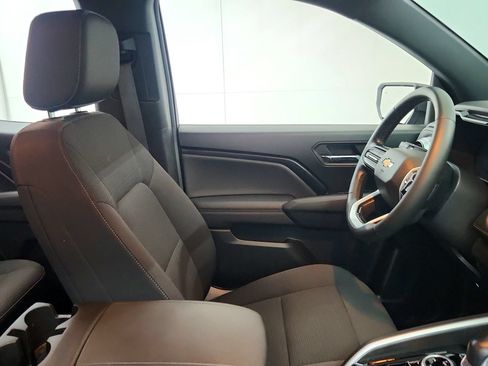 Used 2023 Chevrolet Colorado LT w/ LT Convenience Package II AWD/4WD image 29