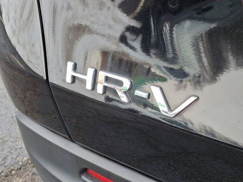 Certified 2023 Honda HR-V LX image 31