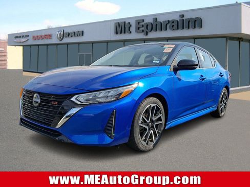 Used 2025 Nissan Sentra SR w/ SR Premium Package image 1