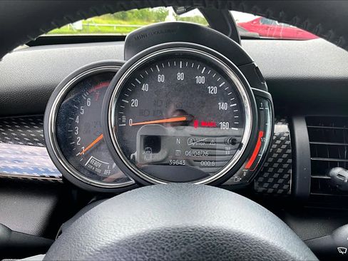 Used 2018 MINI Cooper S FWD image 23