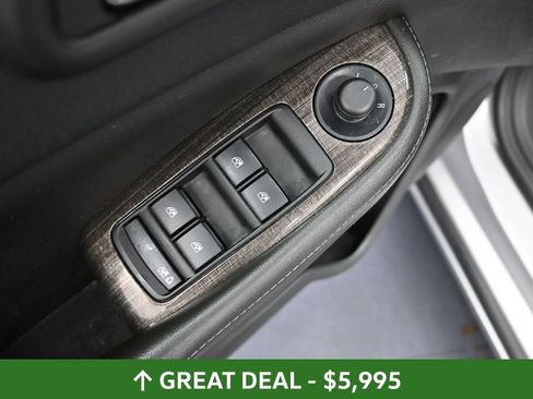 Used 2014 Chevrolet Malibu LT FWD image 29