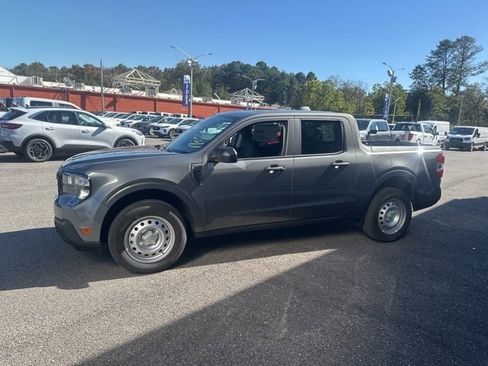 New 2025 Ford Maverick XL image 6