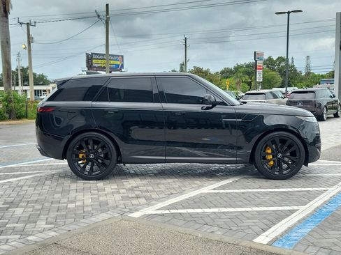 Certified 2025 Land Rover Range Rover Sport SE AWD/4WD image 6