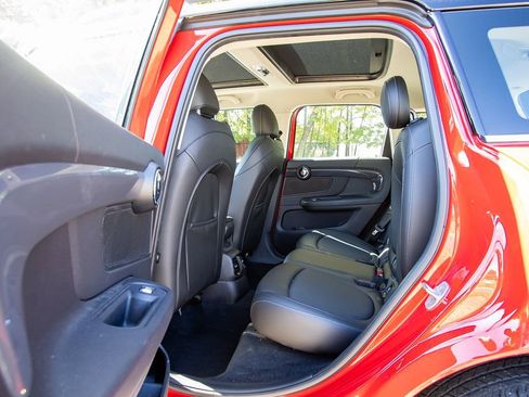 Used 2020 MINI Cooper Countryman S w/ Premium Package image 26