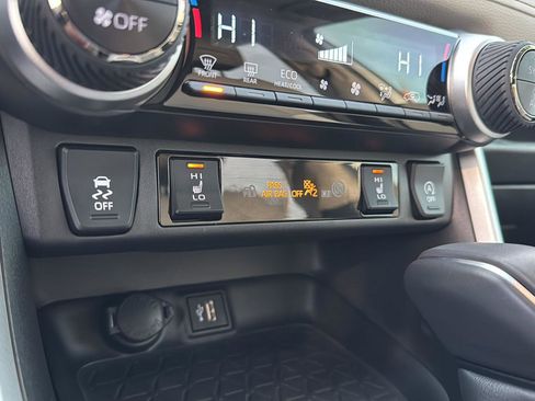 Certified 2025 Toyota RAV4 XLE Premium image 24