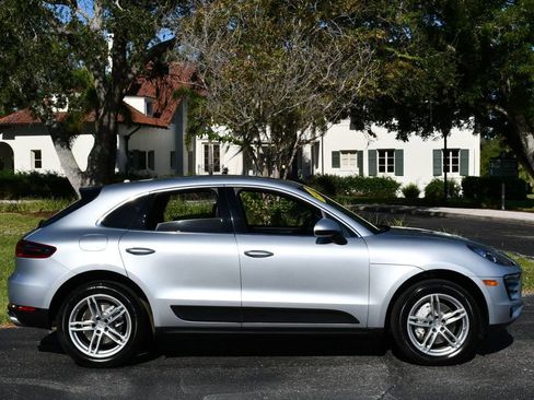 Used 2016 Porsche Macan S image 33