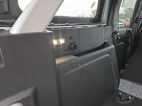 Used 2025 Ford Bronco Big Bend image 89