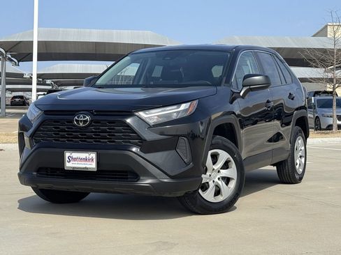 Used 2024 Toyota RAV4 LE image 2