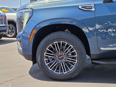 New 2026 GMC Yukon Elevation AWD/4WD image 5
