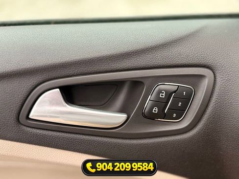 Used 2013 Ford Escape SEL FWD image 15