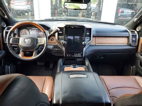 Used 2022 RAM 3500 Limited AWD/4WD image 12