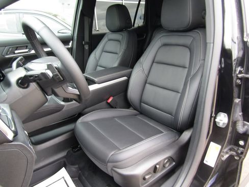 New 2026 GMC Terrain Elevation w/ Elevation Premium Package AWD/4WD image 25