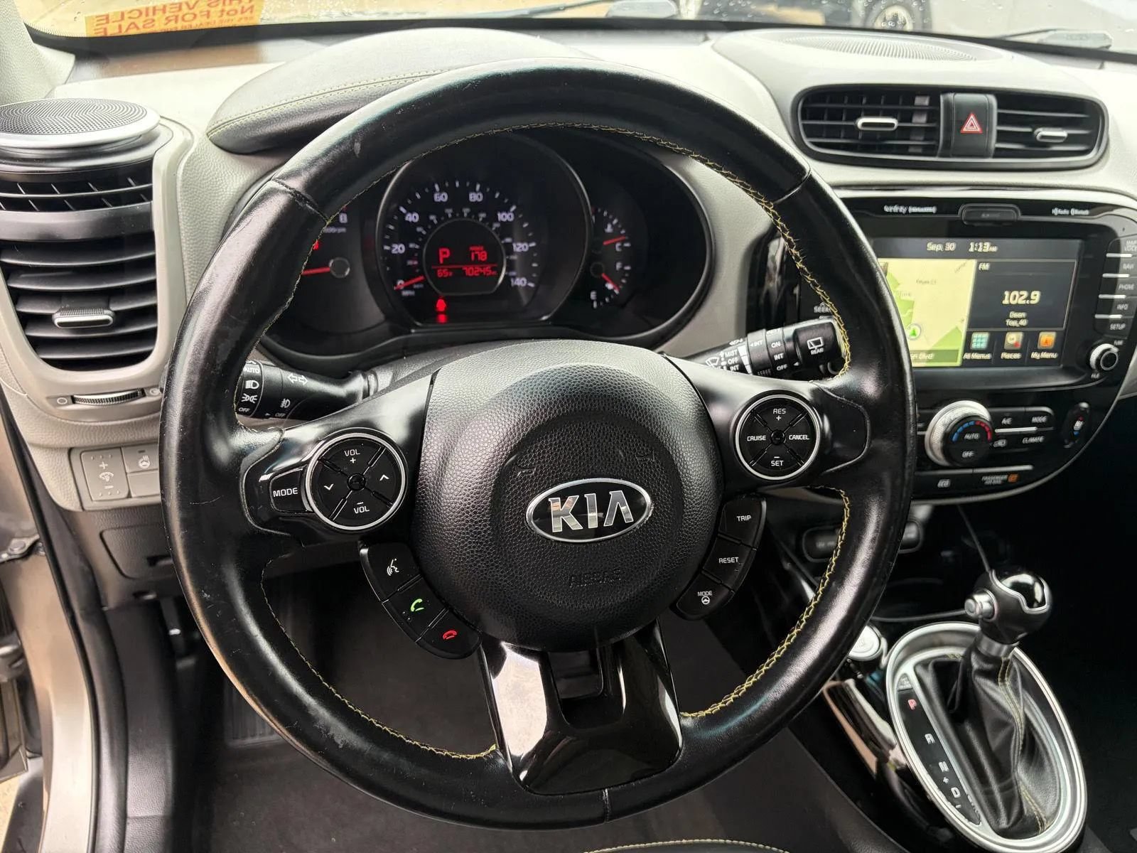 Used 2016 Kia Soul + w/ Primo Package FWD image 13