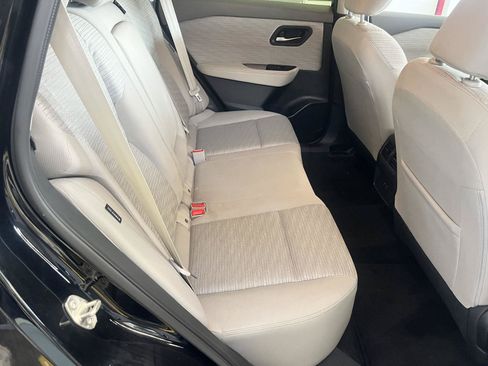 Used 2023 Nissan Rogue SV AWD/4WD image 13