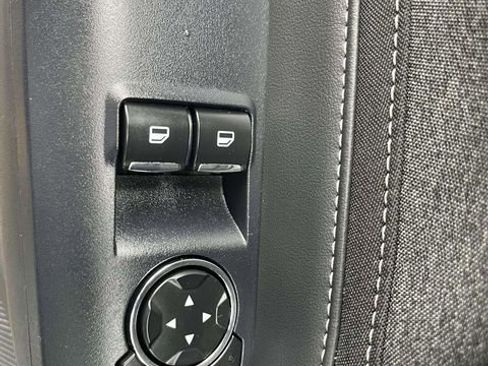 Used 2025 Ford Mustang Coupe RWD image 10