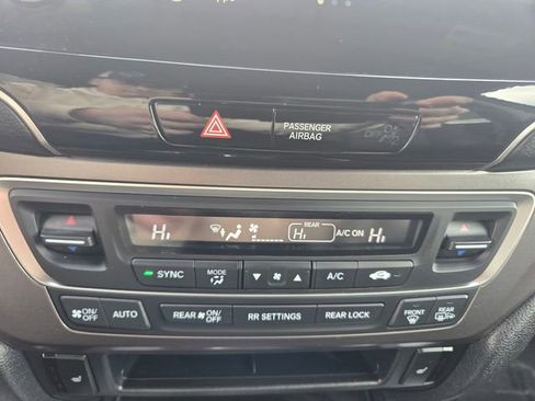 Used 2021 Honda Pilot EX-L image 17