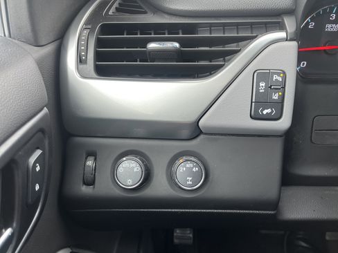 Used 2015 Chevrolet Tahoe LT image 26