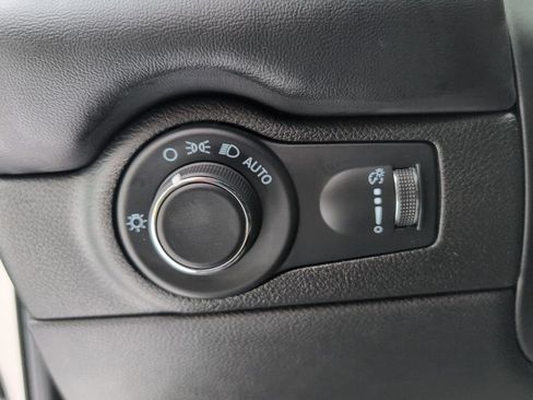 Used 2024 Dodge Durango GT image 29