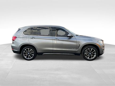 Used 2018 BMW X5 xDrive40e image 11