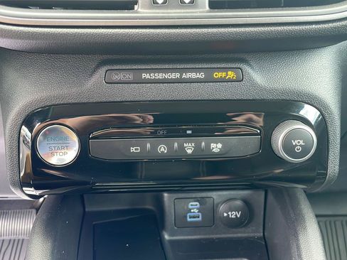 Used 2023 Ford Escape Active w/ Tech Pack #2 AWD/4WD image 22