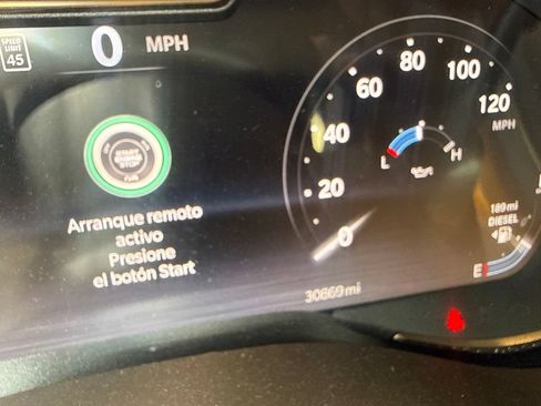 Used 2025 RAM 2500 Limited AWD/4WD image 15