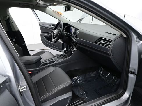 Used 2024 Volkswagen Jetta SE w/ Panoramic Sunroof Package image 22