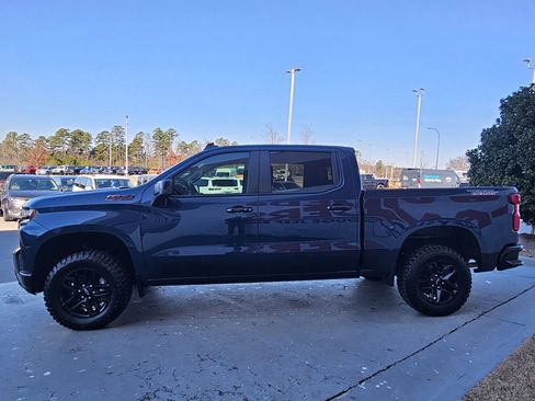 Used 2021 Chevrolet Silverado 1500 LT Trail Boss w/ Convenience Package II image 4