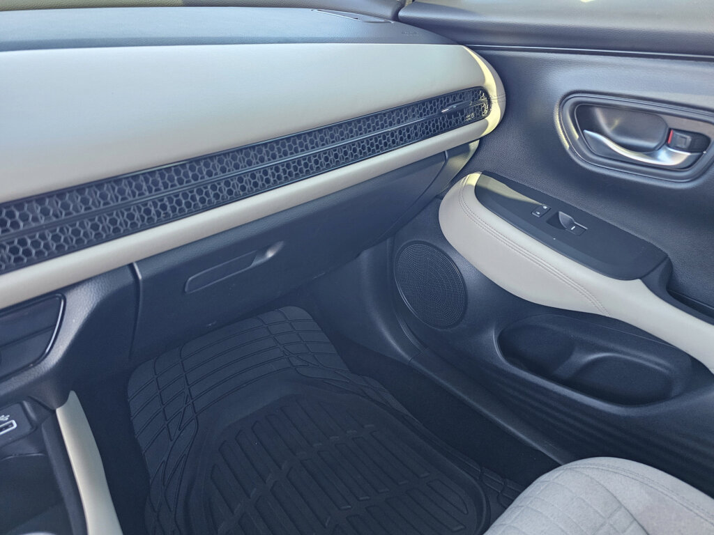Certified 2023 Honda HR-V LX image 27