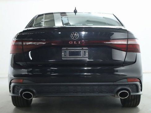 Certified 2025 Volkswagen Jetta GLI Autobahn image 42