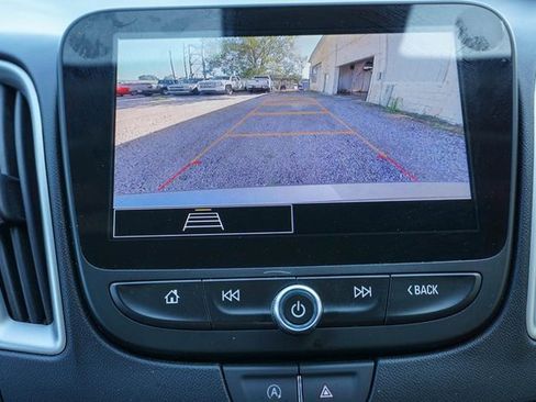 Used 2024 Chevrolet Malibu LT image 27