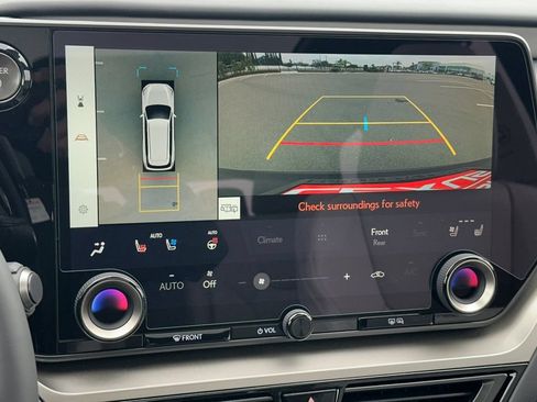 New 2026 Lexus TX 550h AWD Plug-In Hybrid image 20