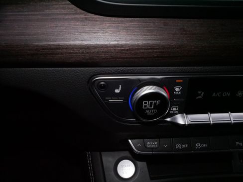 Used 2024 Audi Q5 2.0T Premium Plus image 29