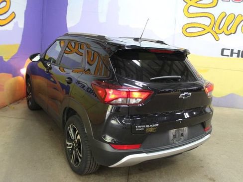 Used 2023 Chevrolet TrailBlazer LT w/ Convenience Package AWD/4WD image 6