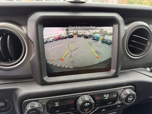 Certified 2021 Jeep Wrangler Unlimited Sport image 29