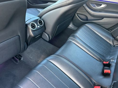 Used 2022 Mercedes-Benz E 350 Sedan image 27