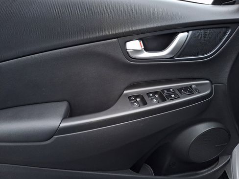 Used 2023 Hyundai Kona Limited w/ Cargo Package image 12