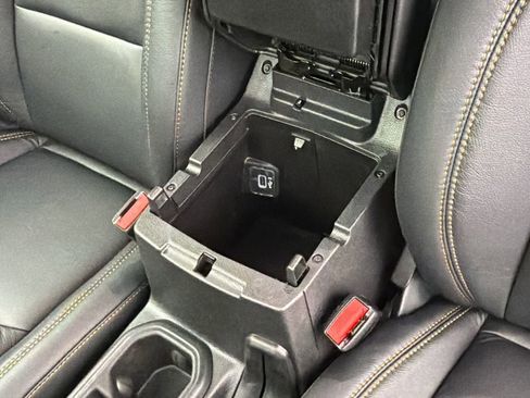 Used 2025 Jeep Wrangler Unlimited Sahara w/ Safety Group image 27