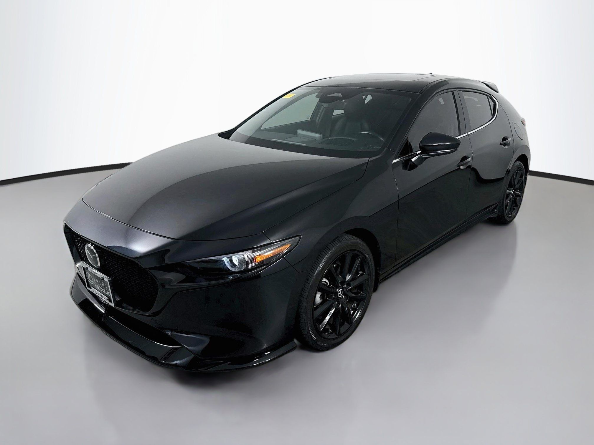 Used 2024 MAZDA MAZDA3 Hatchback w/Premium Plus Pkg AWD/4WD image 3
